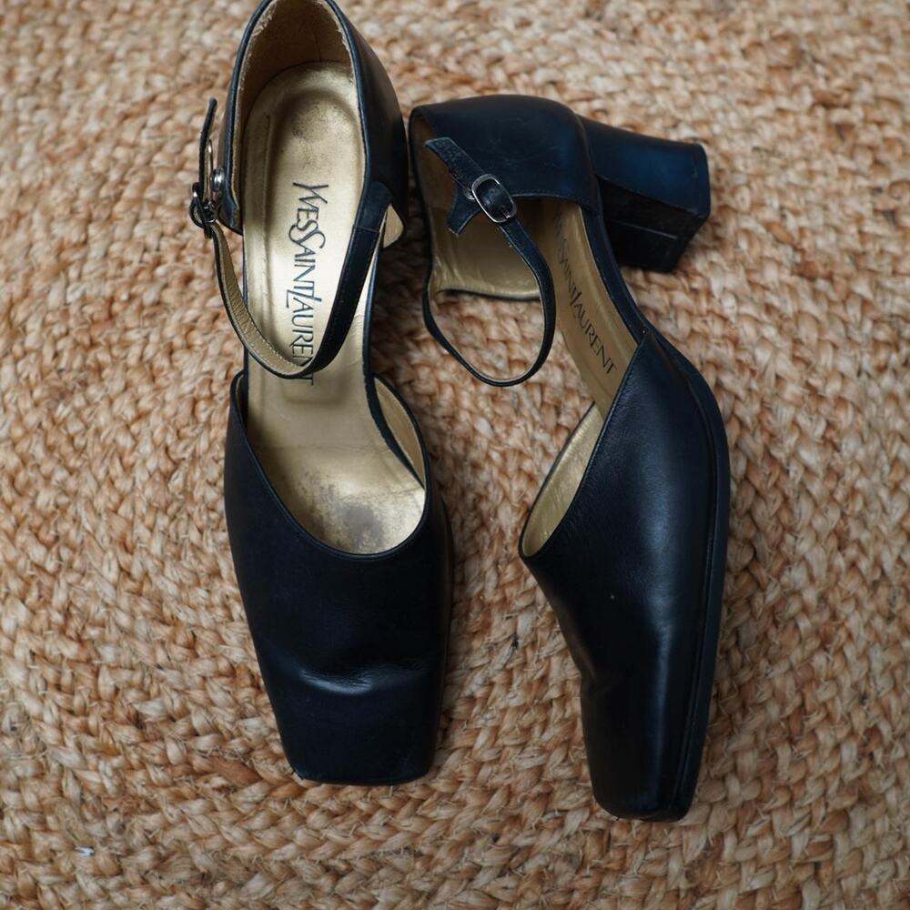 Yves Saint Laurent Black Leather Heels EU 36